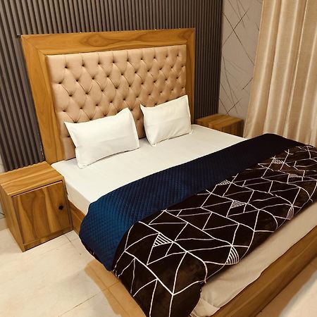 Madan Kunj B & B Mall Road Shimla Eksteriør billede